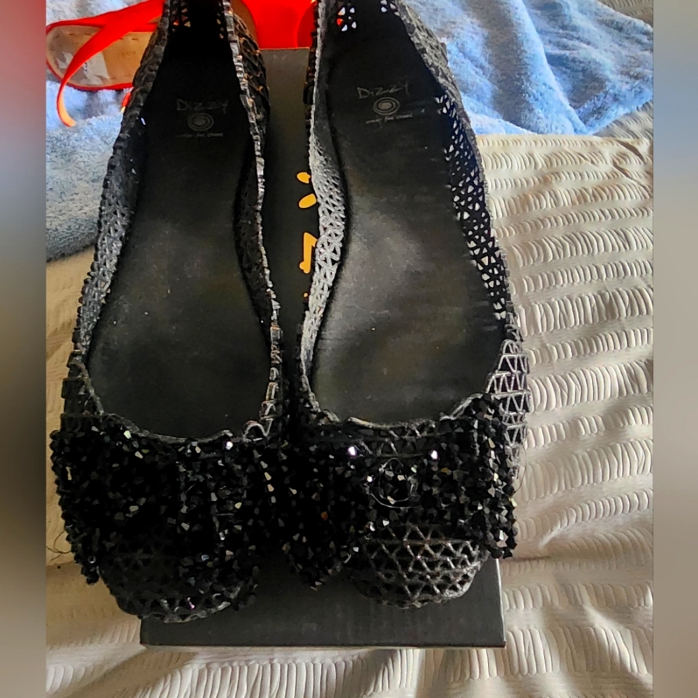 Women's shoes